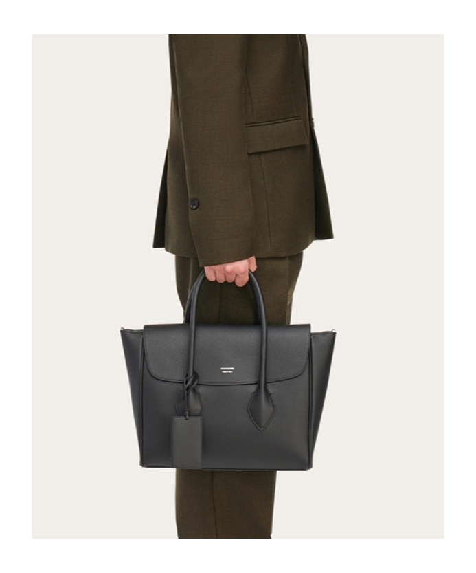 Shop Ferragamo East-west Leather Tote Bag In Black