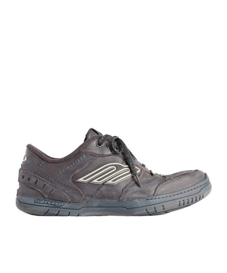 Balenciaga Men's Hamptons Worn-out Sneaker In Grey In Gray