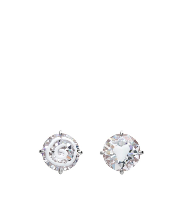 Mm6 Maison Margiela Swirl Heart-patterned Stud Earrings In White