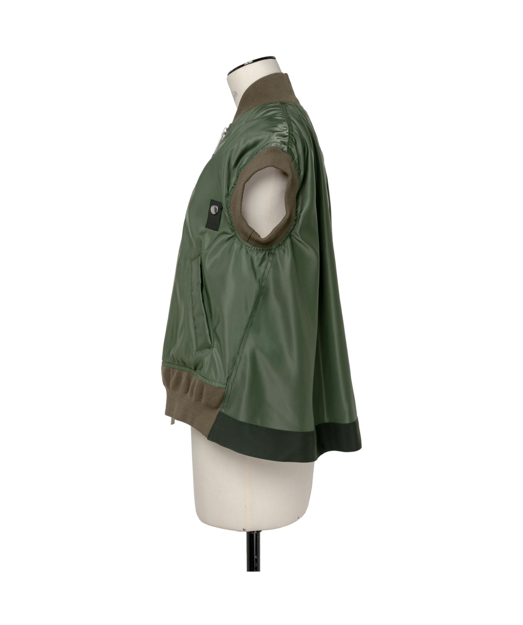Sacai Sleeveless Nylon Zip-up Jacket In Multicolor