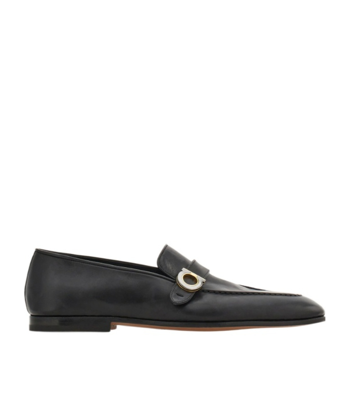 Ferragamo Tramezza Loafer With Gancini Ornament In Black