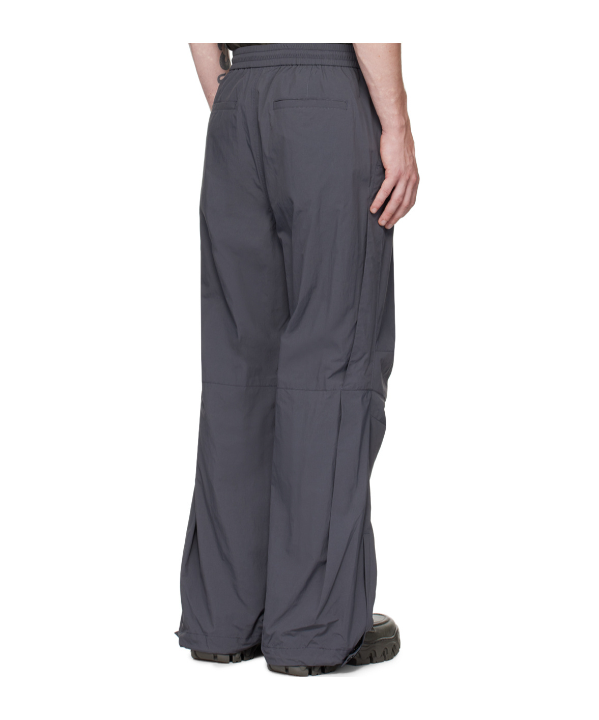 Juunj Pleated Belted Casual Pants In Gray
