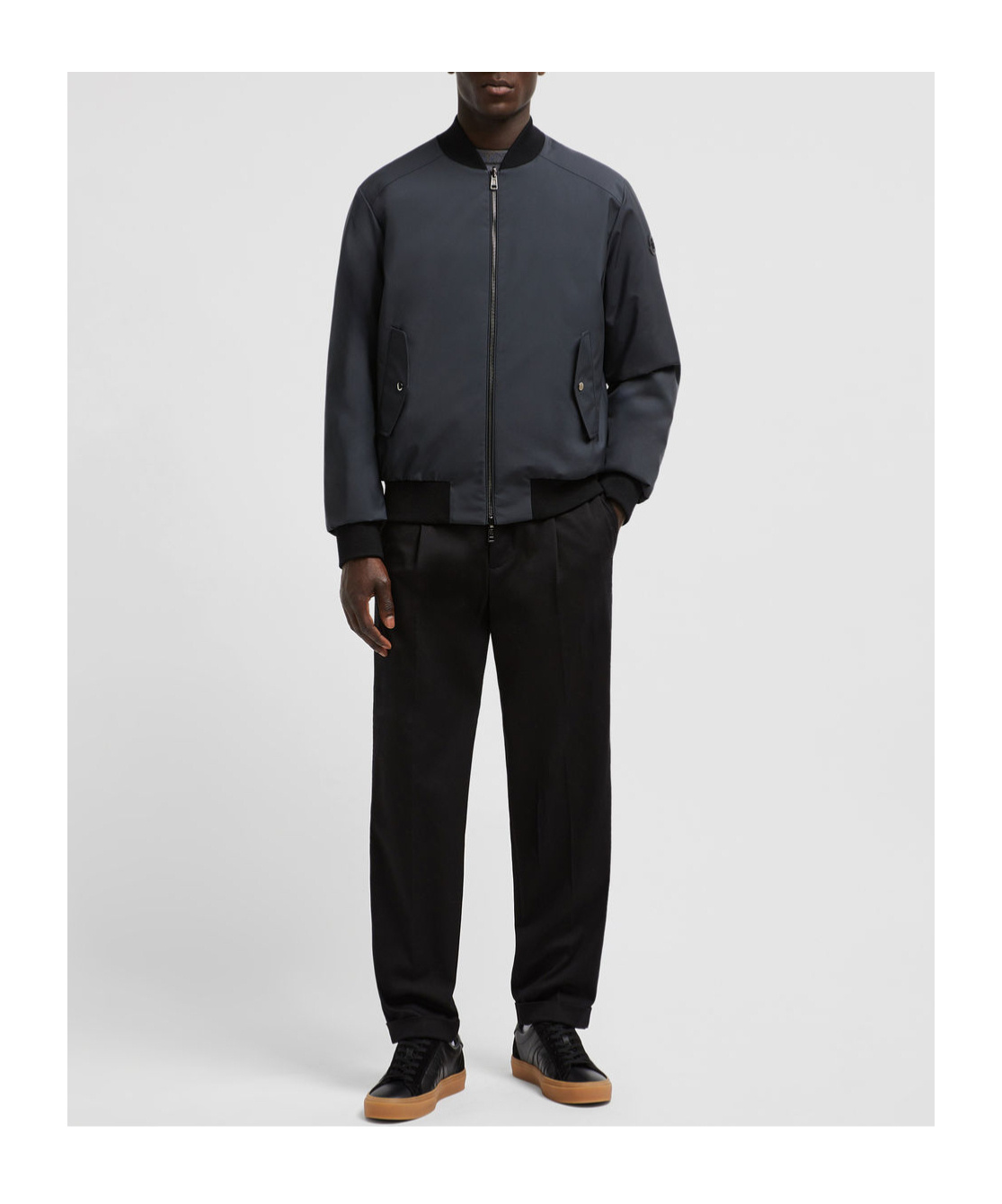 Moncler Diounes Reversible Short Down Jacket In Black