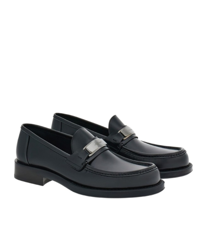 Ferragamo New Vara Buckle Loafers In Black