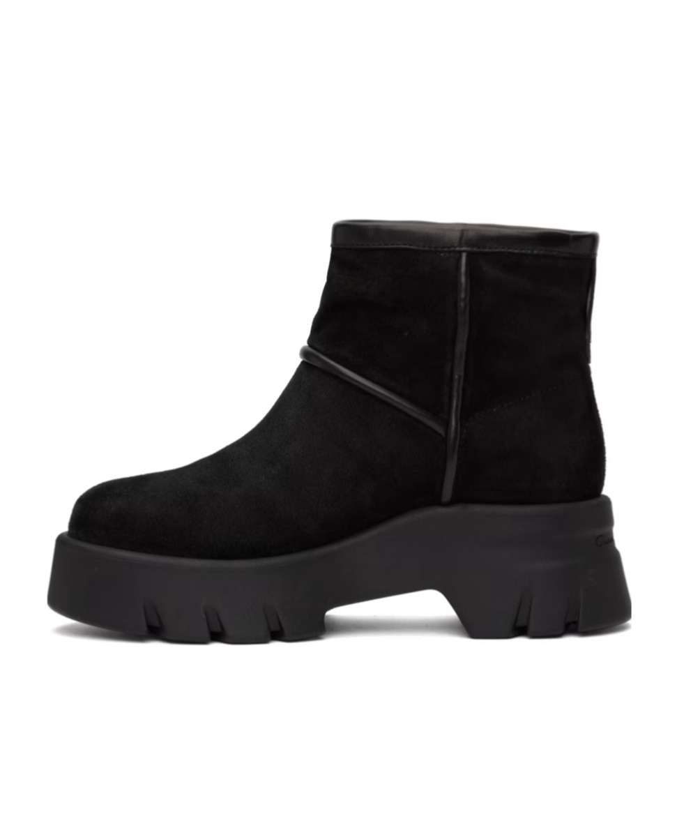 Shop Gianvito Rossi Round Head Thick Sole Short Boots In Black