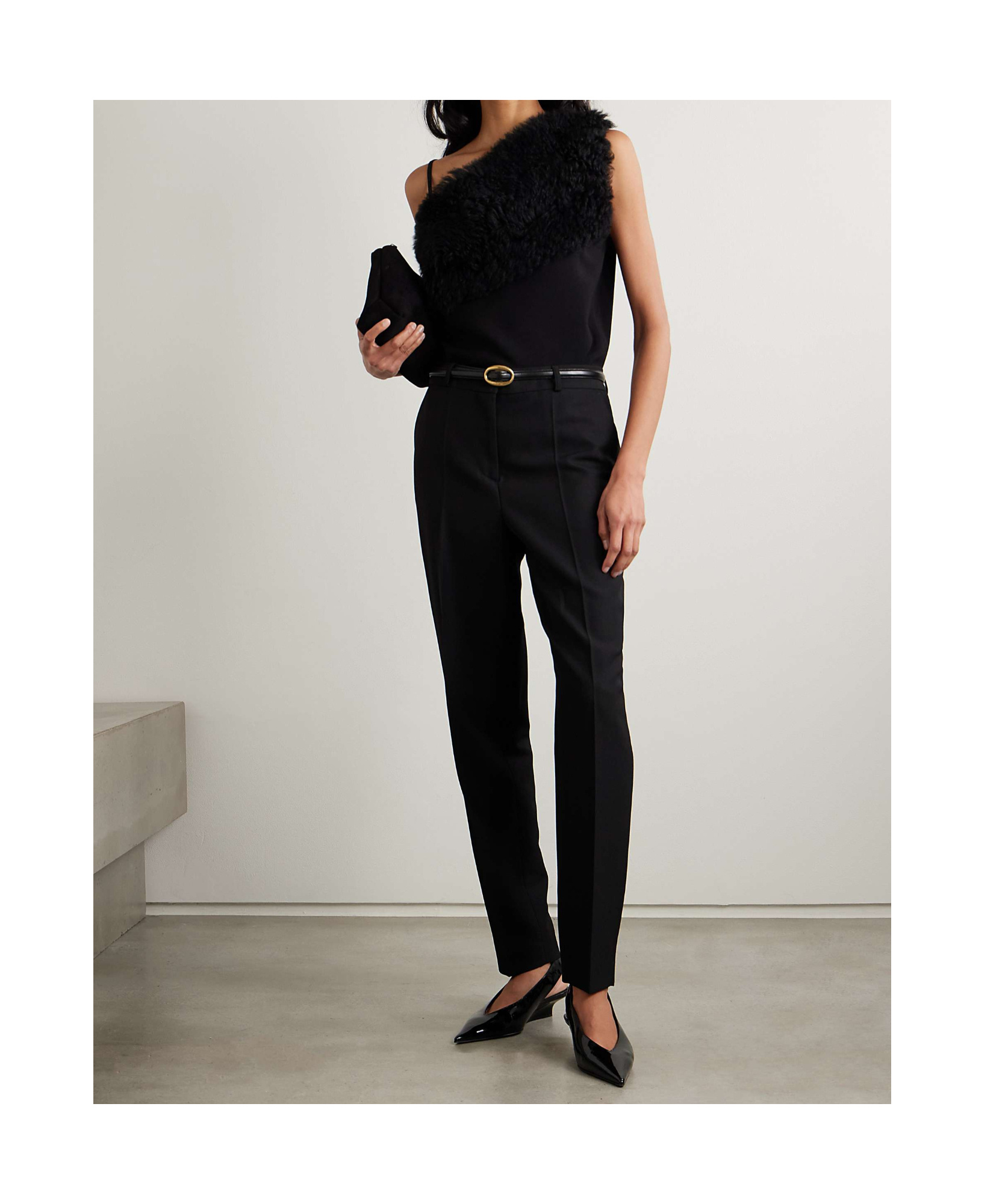 Totême One-shoulder-top Mit Shearling In Black