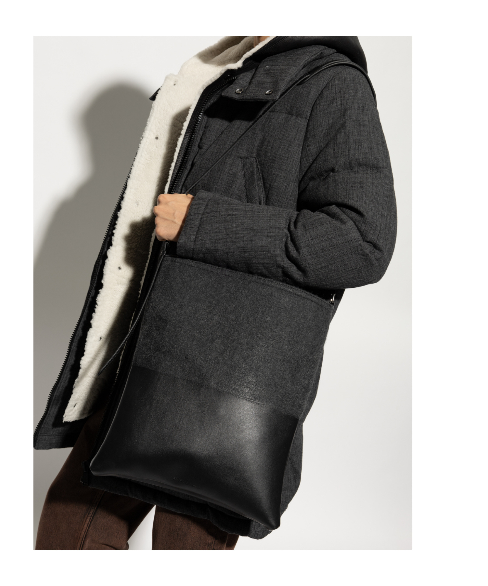 Dries Van Noten Rectangular Shoulder Bag In Black