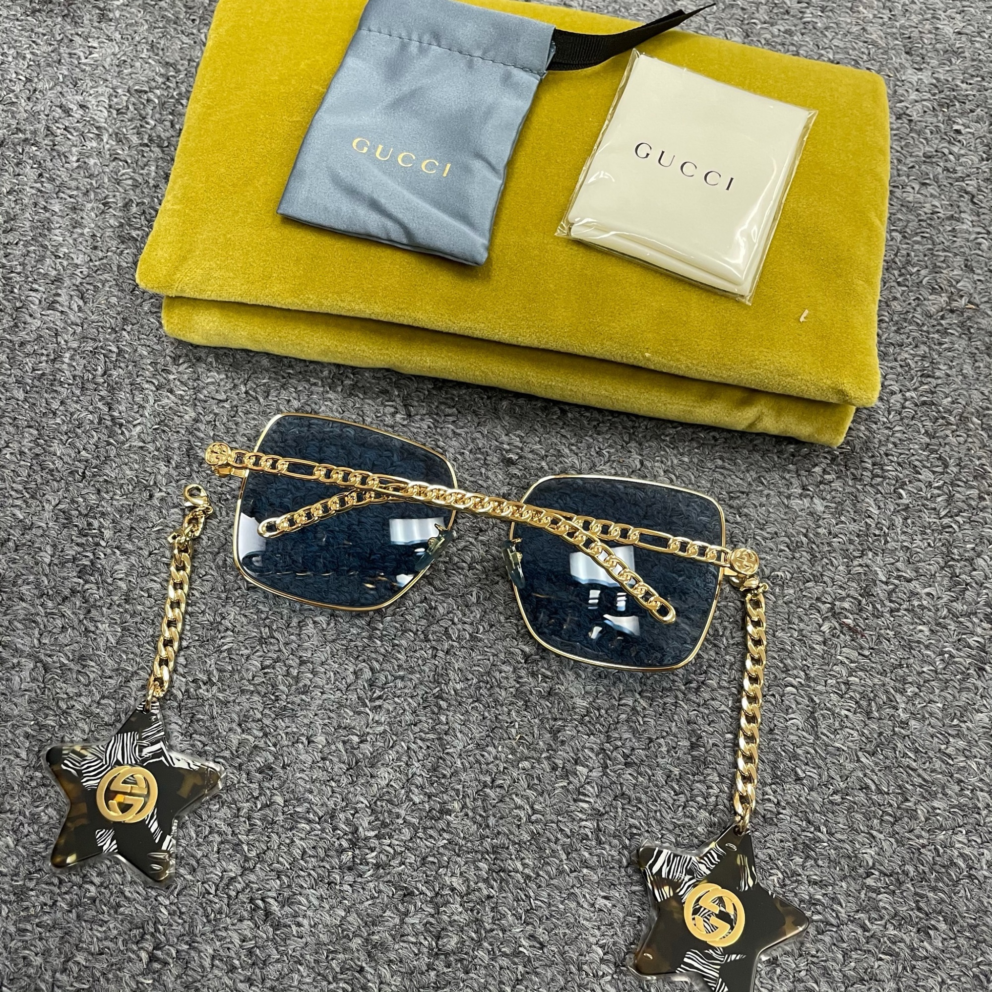 Gucci Gg0724s Square-frame Sunglasses In Blue