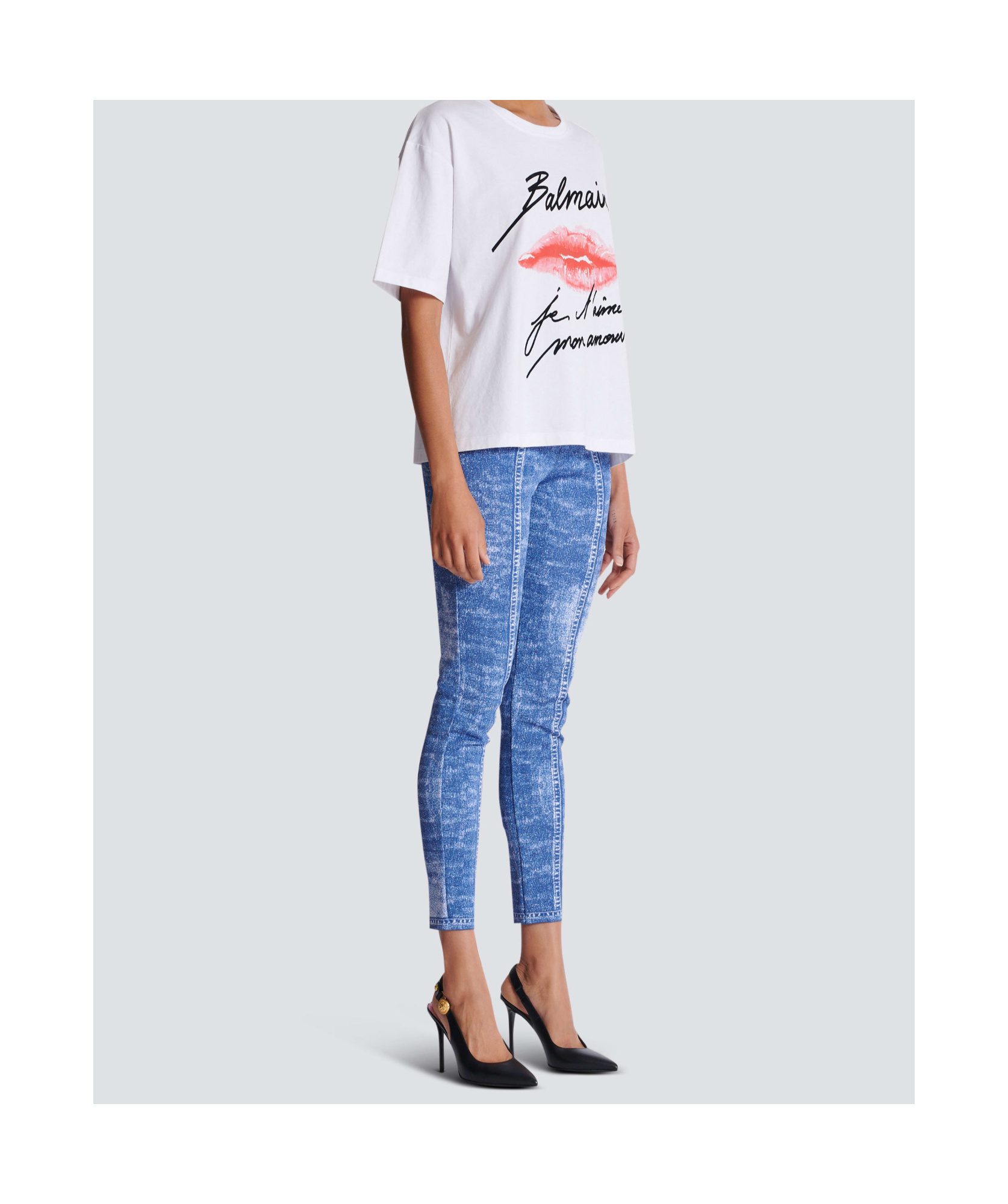 Shop Balmain Short-sleeved T-shirt With Kiss Print In White