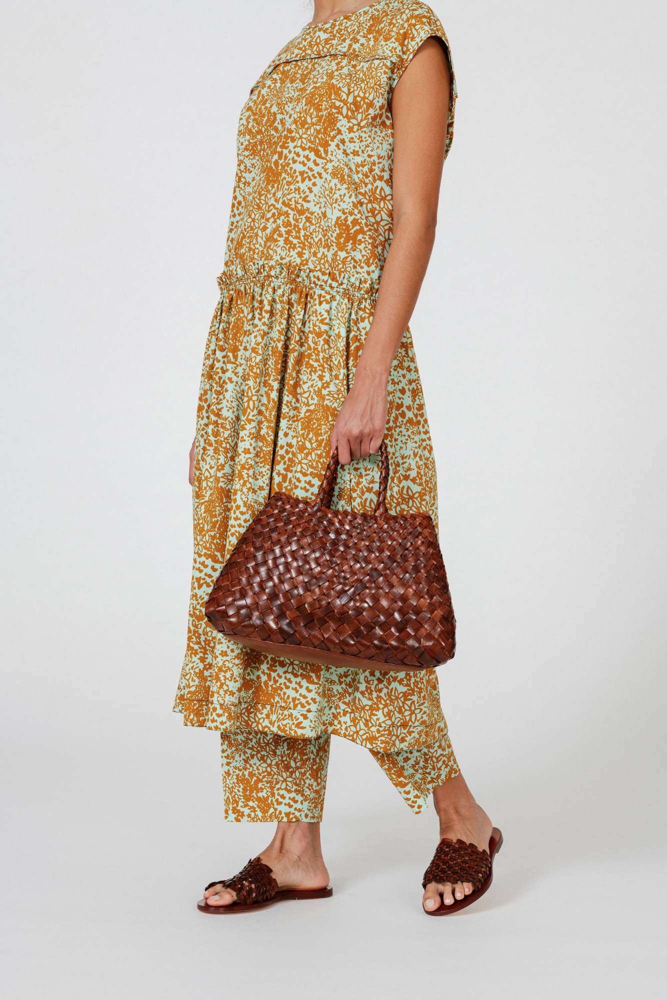 Dragon Diffusion Santa Croce Small Leather Bag In Brown