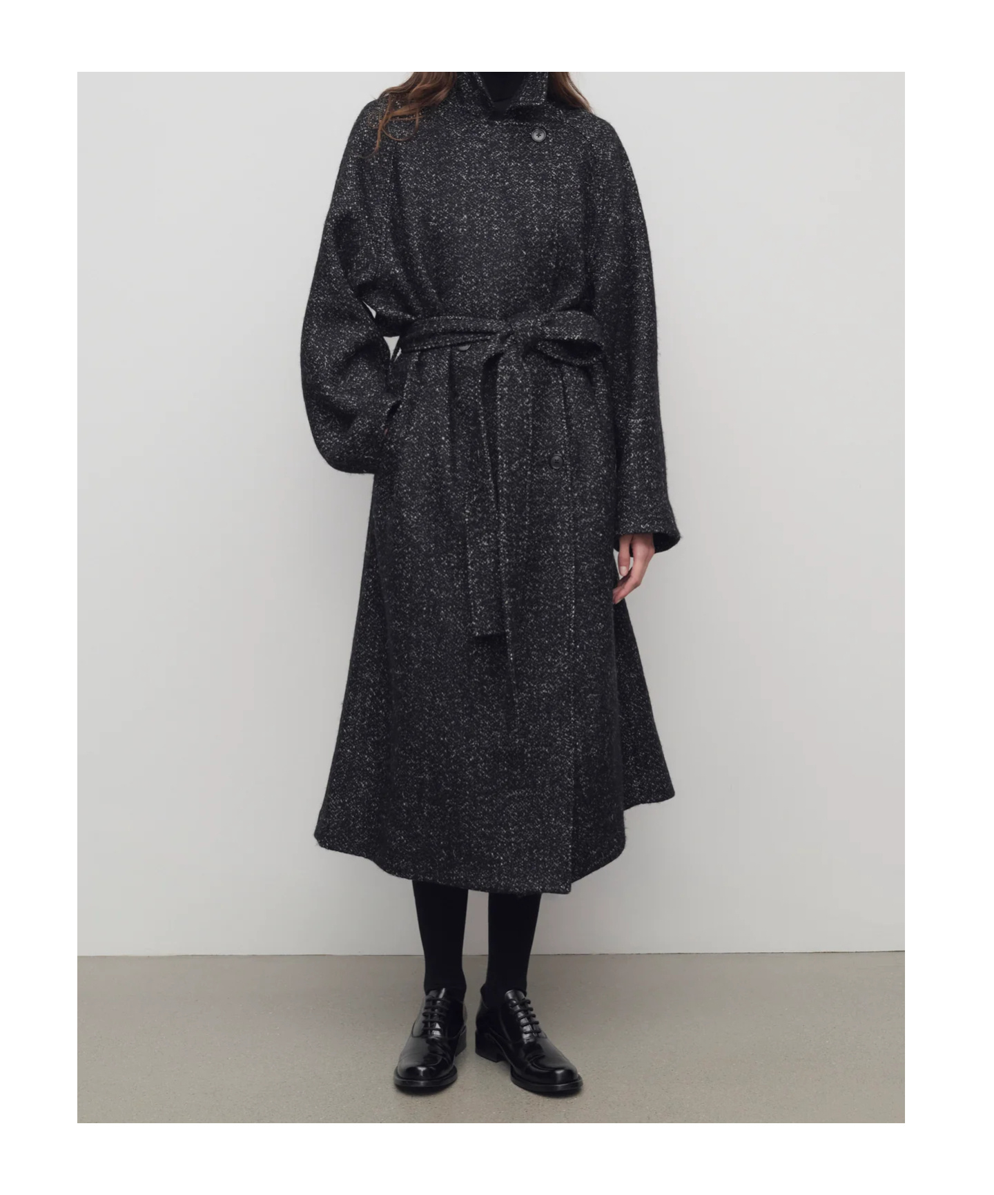 The Row Macaria Double-breasted Coat In Black