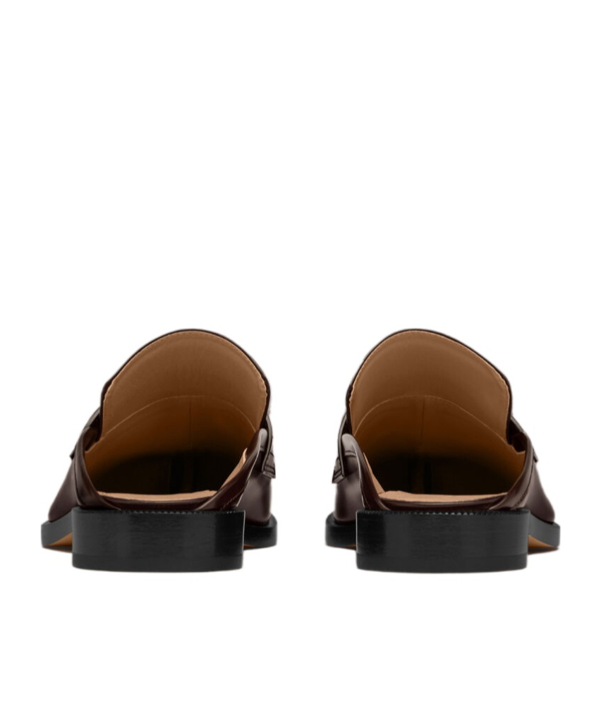 Maison Margiela Leather Sandals With Round Toe Design In Brown