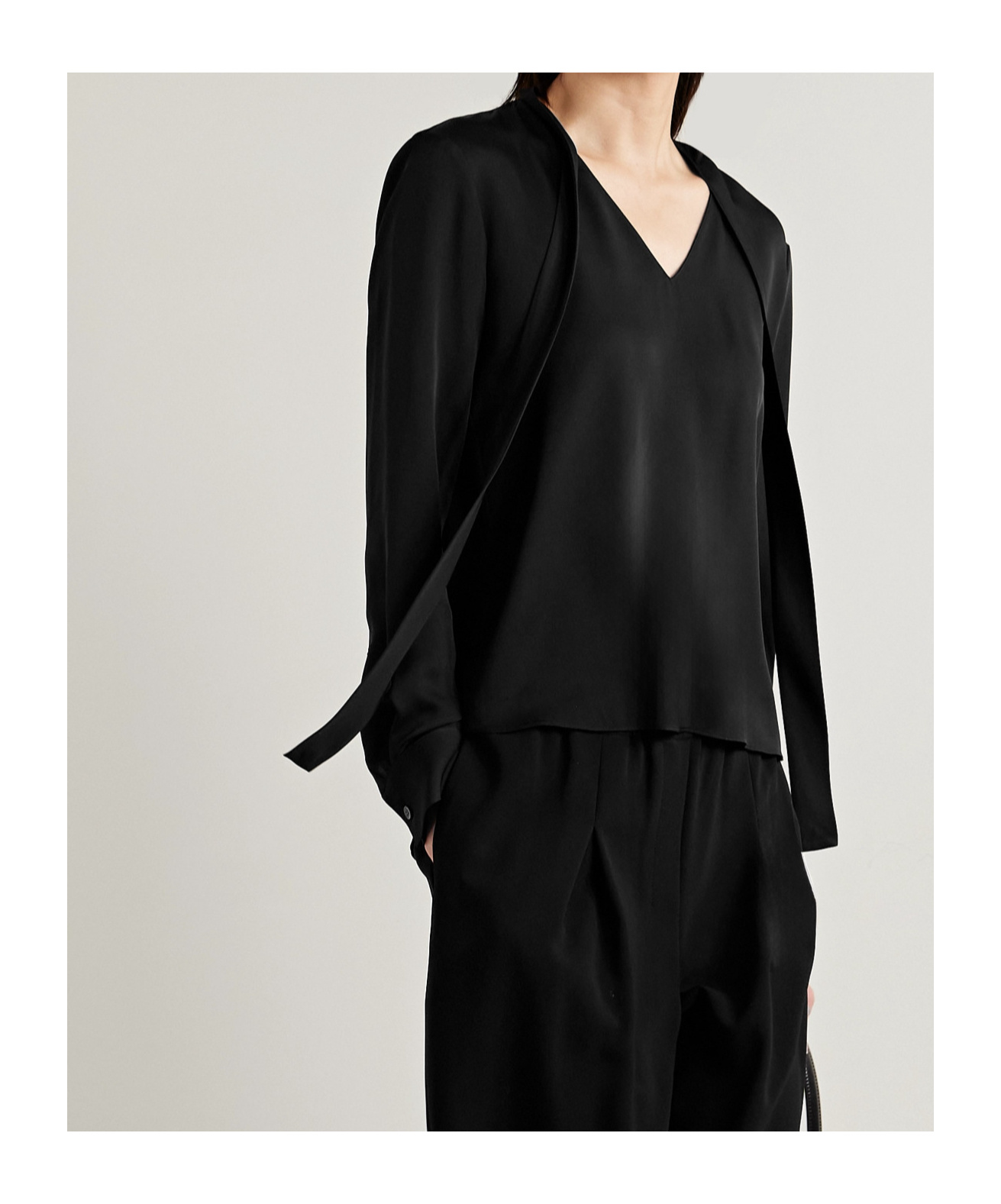 Theory Modern Ggt Blouse In Black