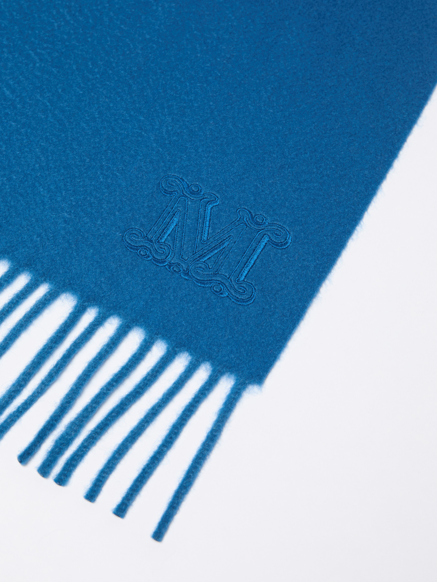 Max Mara Fringed Cashmere Shawl In Blue
