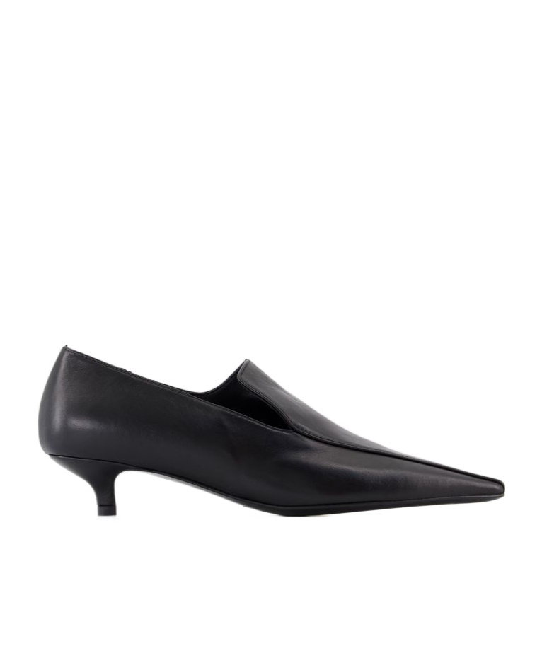 Totême Toteme Kitten Loafers In Black