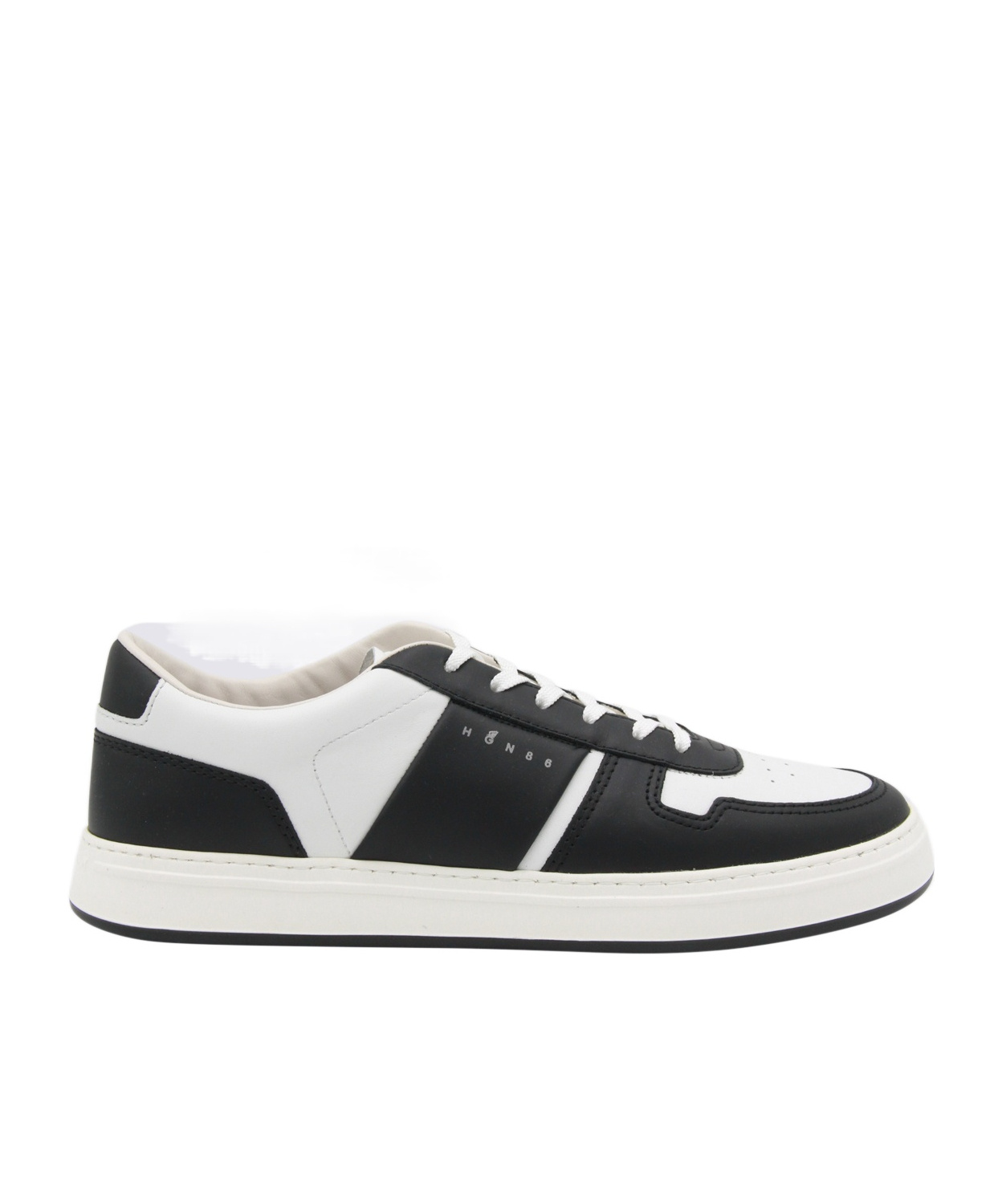Hogan Round Toe Low Top Sneakers With Contrast Panels And Rubber Sole In Black