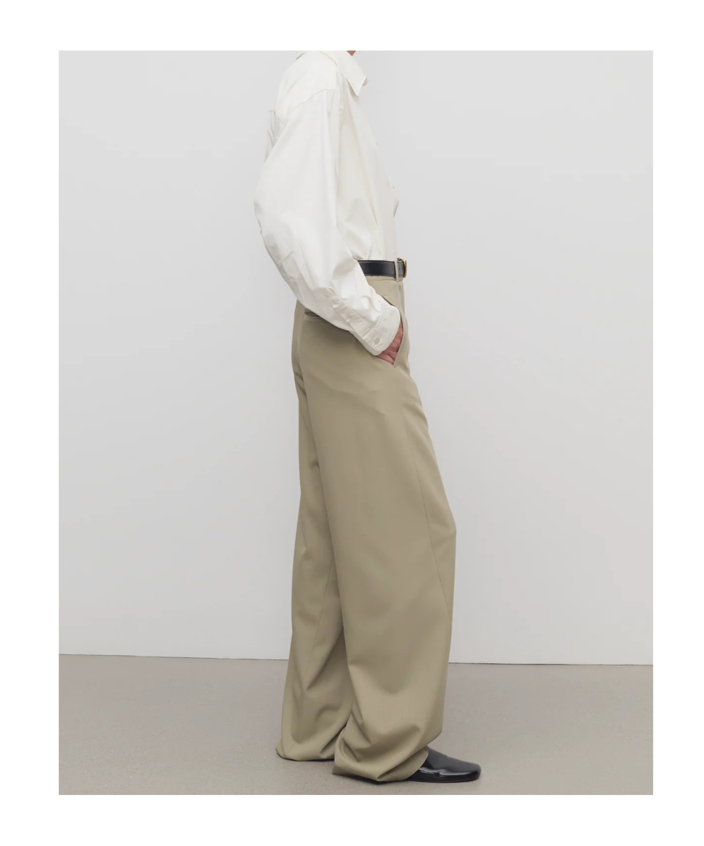 The Row Belt Loop Casual Pants In Green