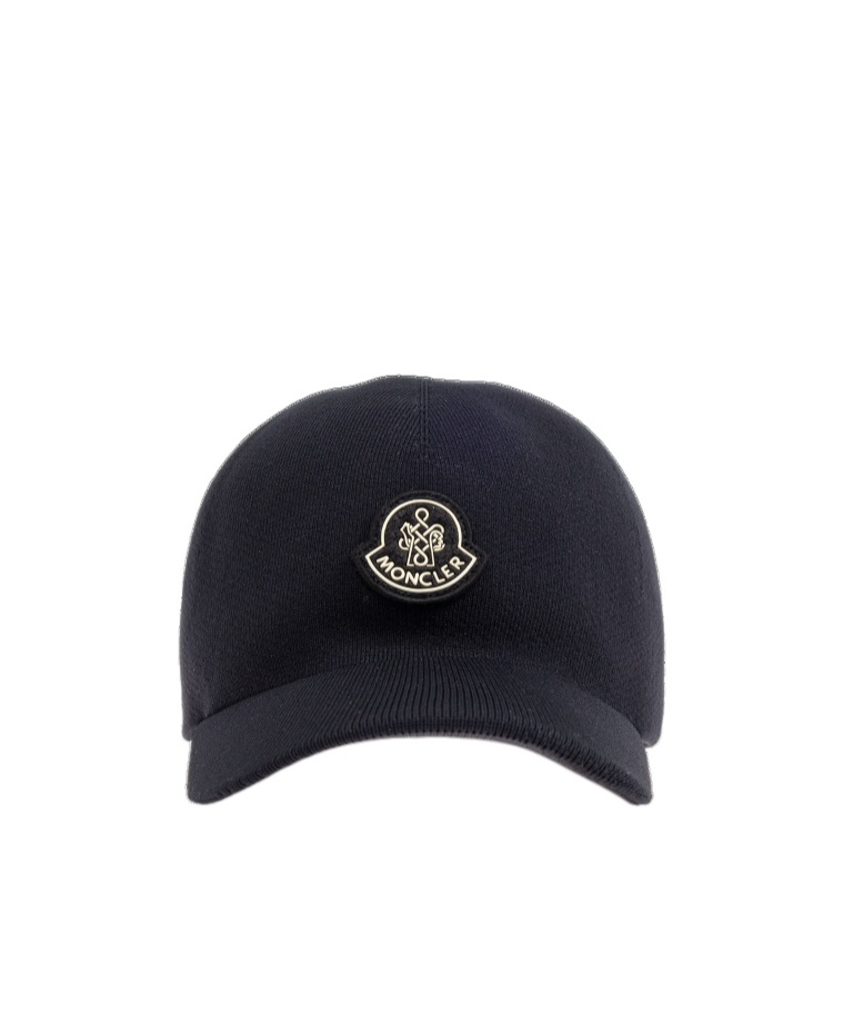 Moncler Curved-rimmed Hat In Black