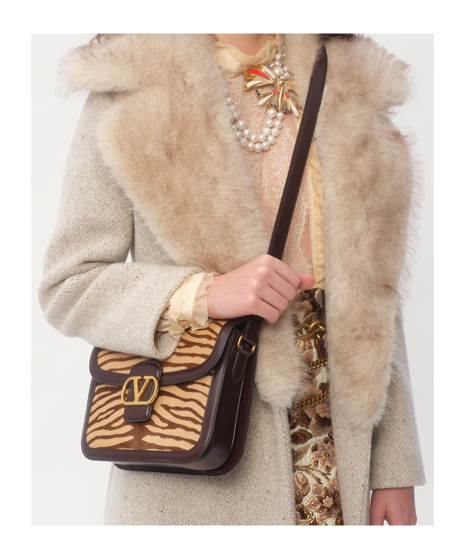 VALENTINO GARAVANI 9TO5 SHOULDER BAG