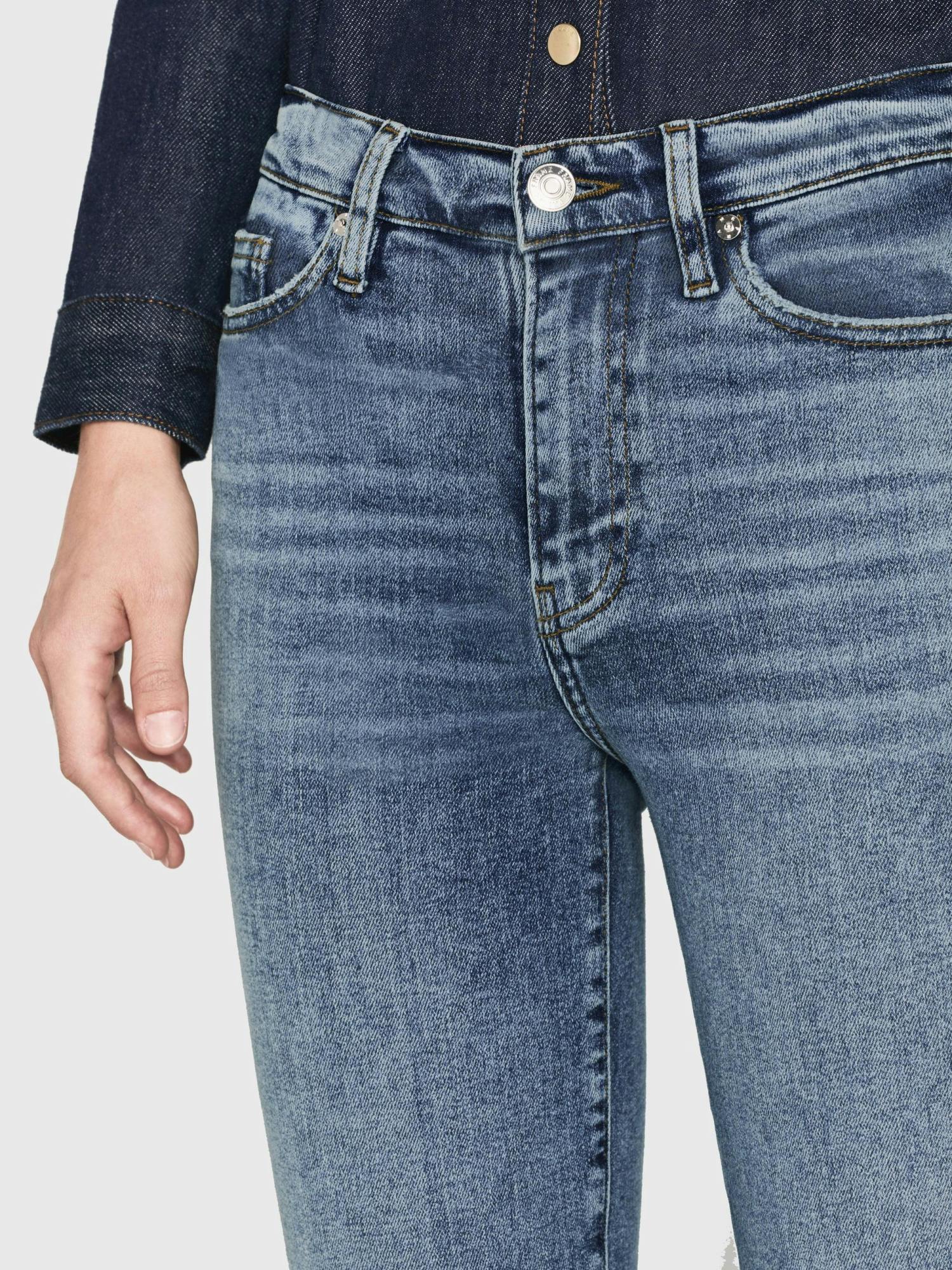 FRAME LE EASY FLARE JEANS