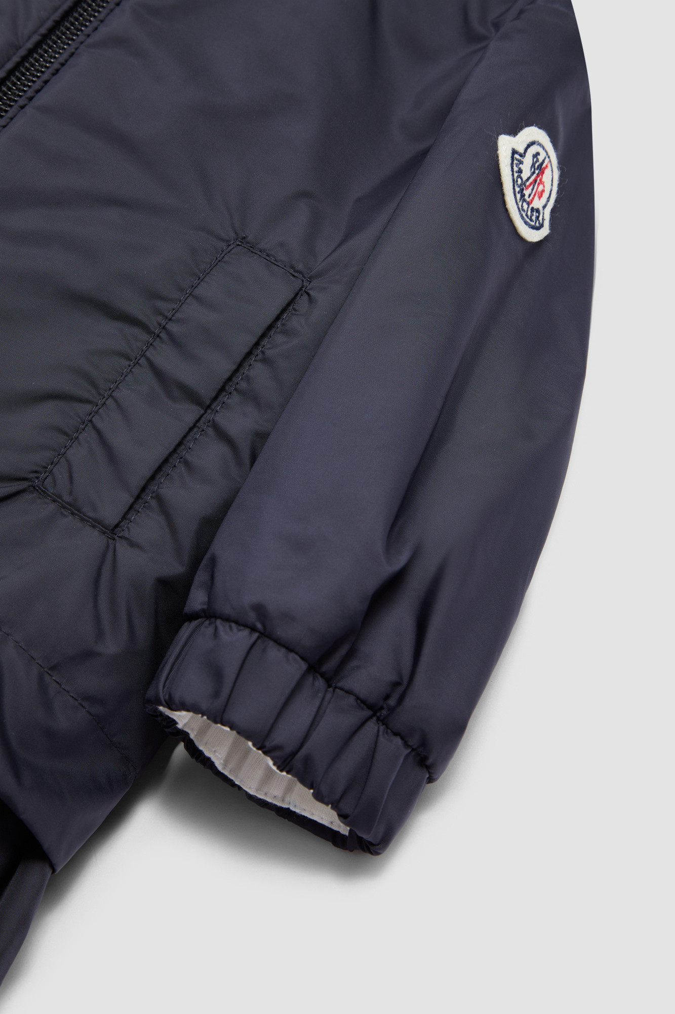 Moncler Long-sleeved Casual Jacket In Blue
