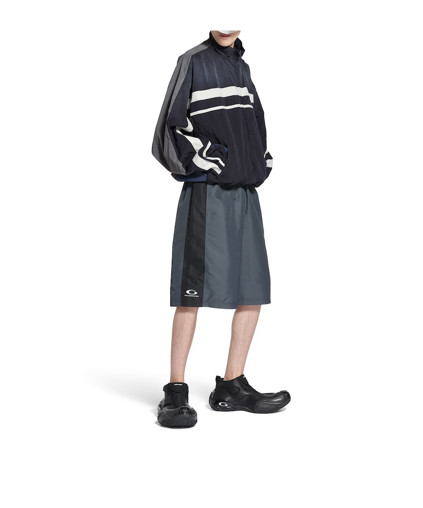 Balenciaga Men's Loop Sports Icon Basketball Swim Shorts In Anthracite/black