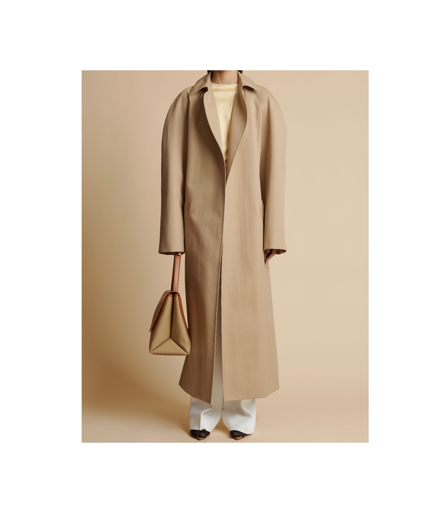 Khaite The Roth Trench Coat Beige In Gold