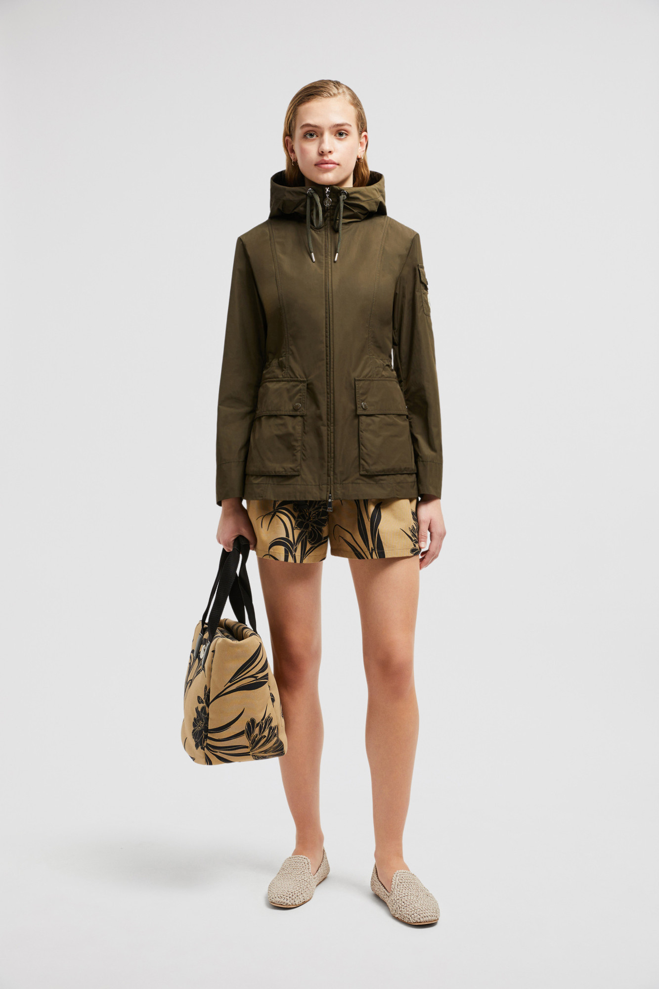 Moncler Leandro Hooded Parka Jacket In Green