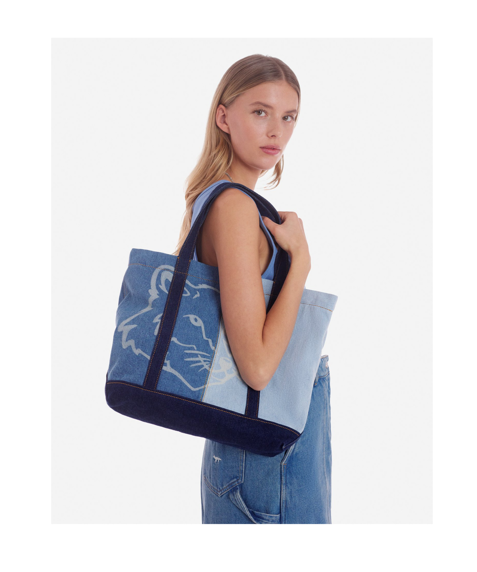 MAISON KITSUNÉ MAISON KITSUNÉ LOGO EMBROIDERED PANELLED TOTE BAG