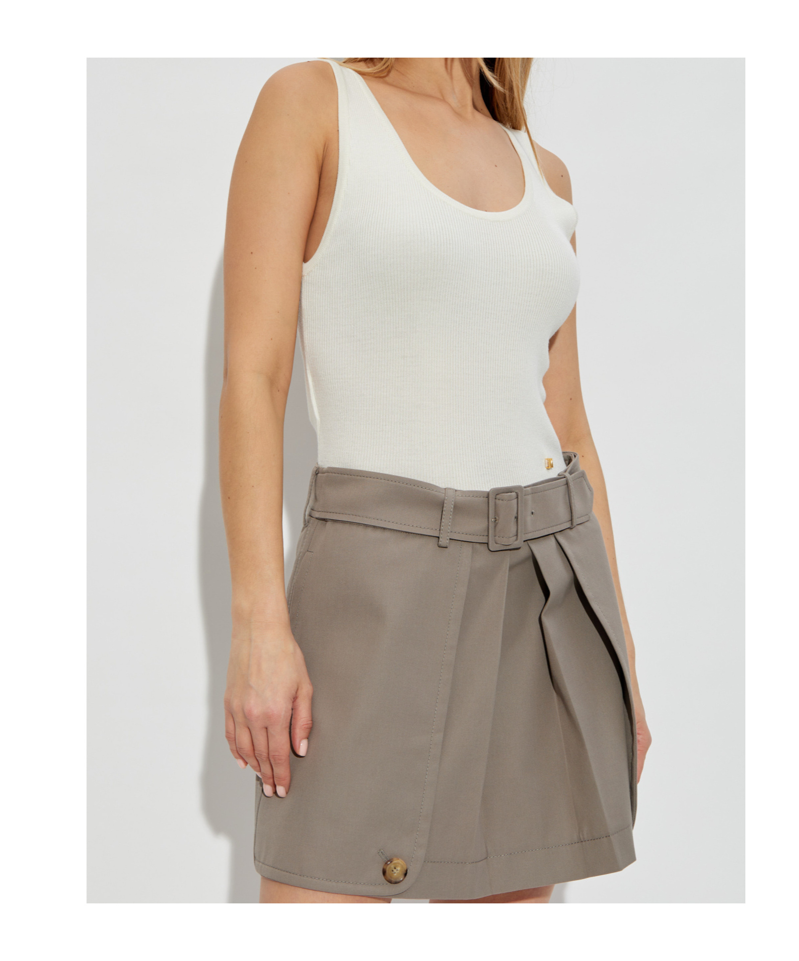 Moschino Sleeveless Vest In White