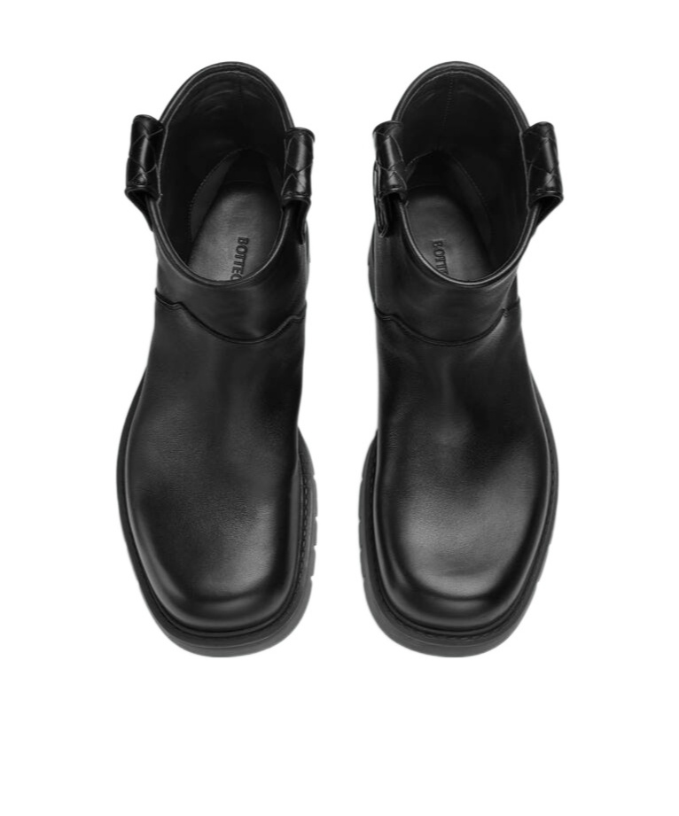 Bottega Veneta Black Leather Haddock Ankle Boots In Black
