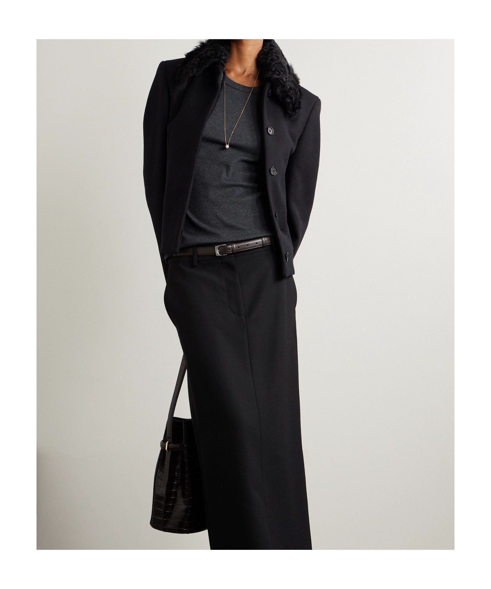 Totême Shearling-collar Jacket In Black