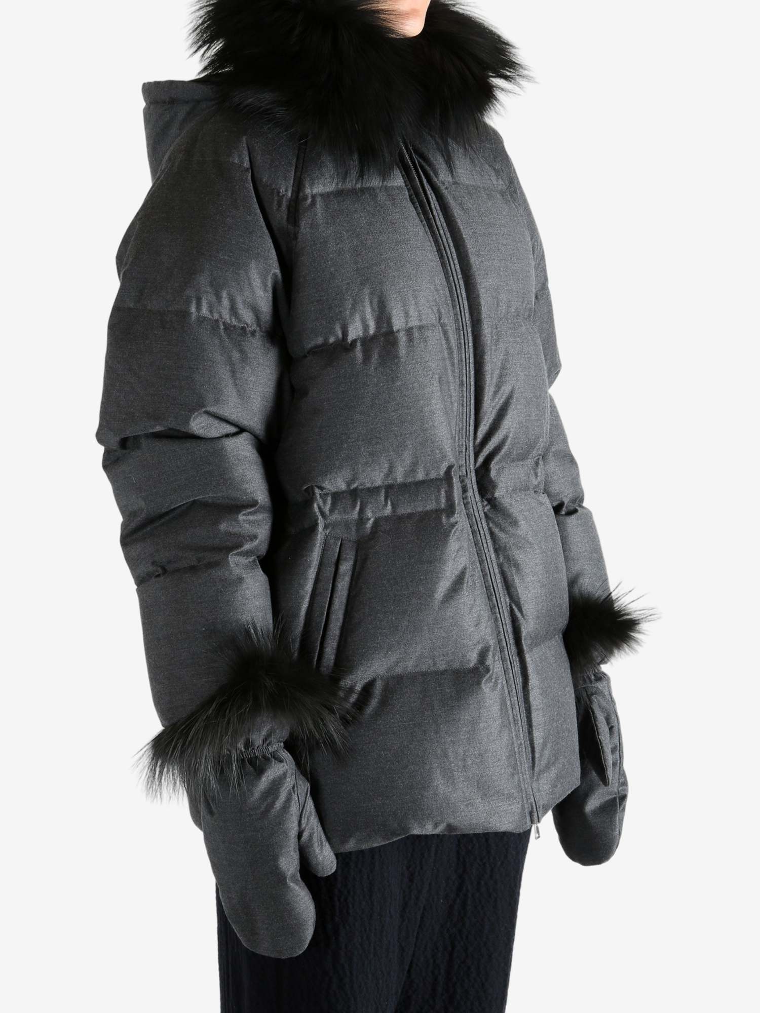 Yves Salomon Long-sleeved Down Jacket In Black
