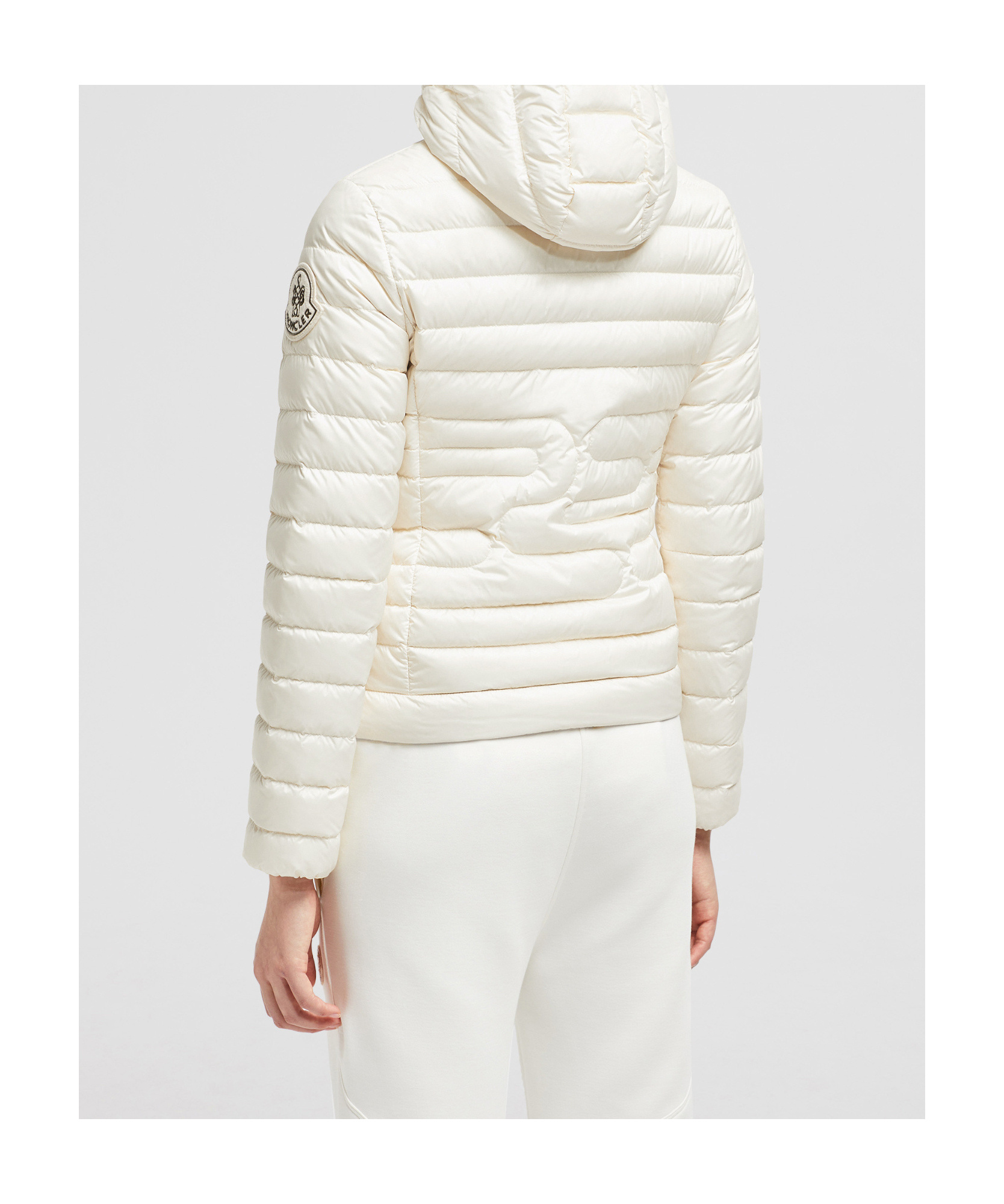 Moncler Long-sleeved Short Down Jacket In Nude