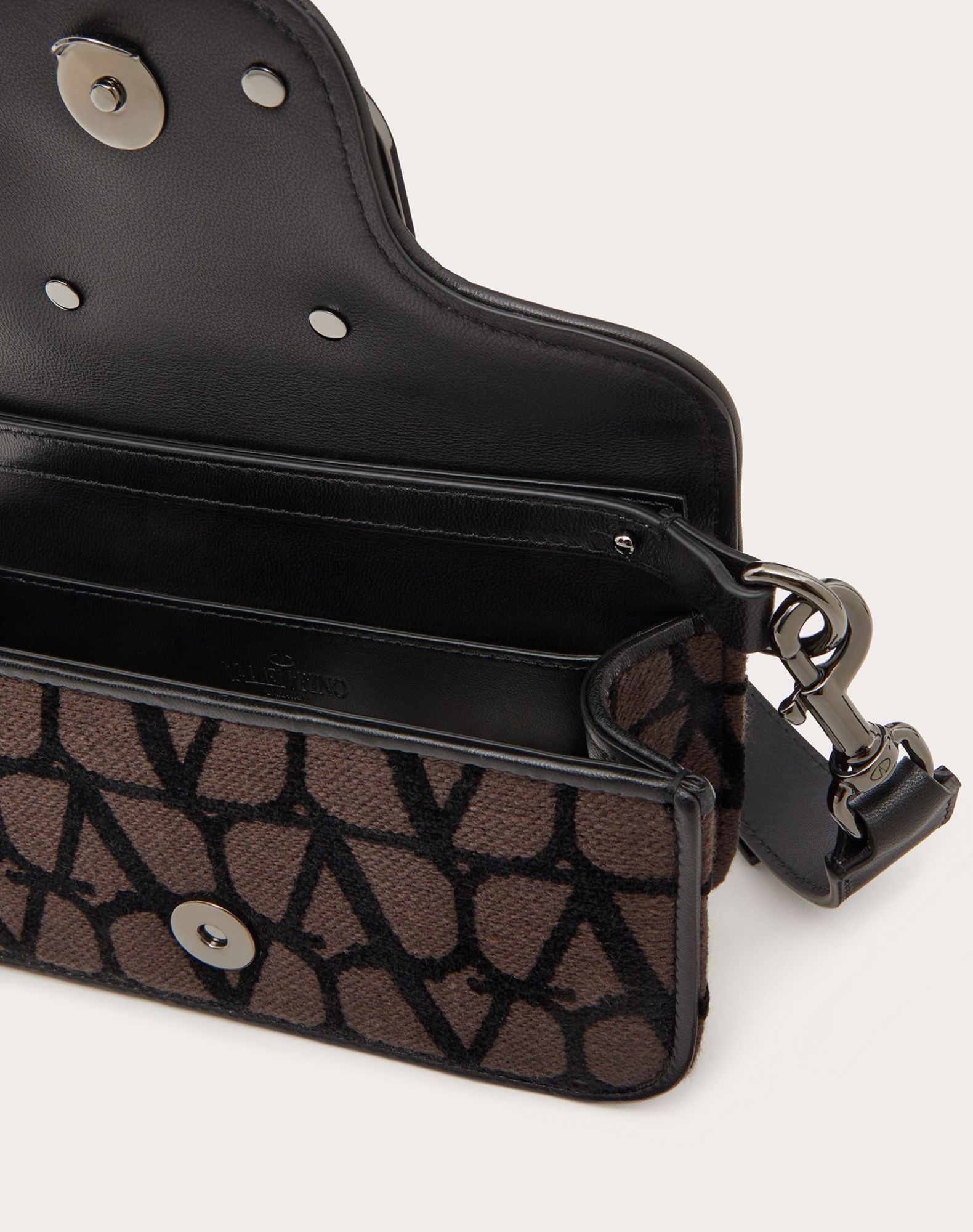 VALENTINO GARAVANI VALENTINO VLOGO PLAQUE FOLDPVER TOP SHOULDER BAG