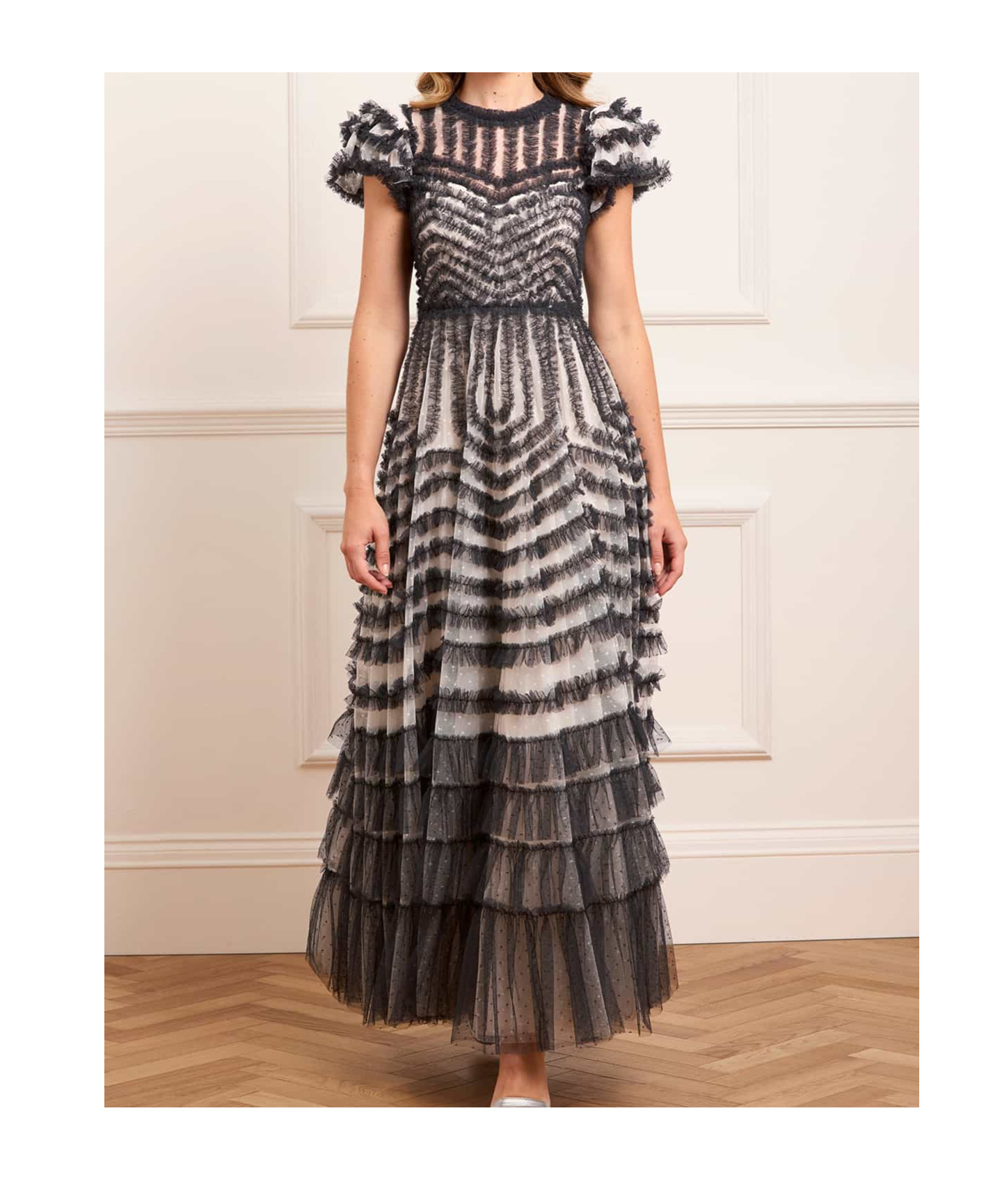 Needle & Thread La Vie En Rose Round Neck Short Sleeve Gown In Black