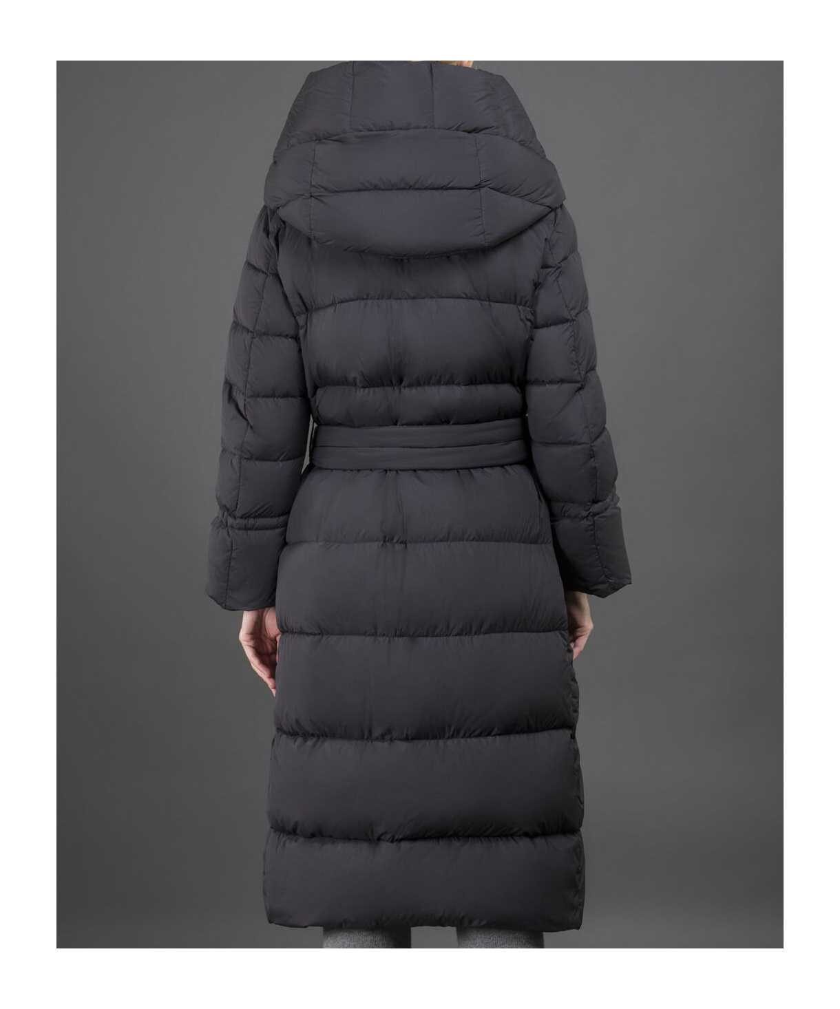 Moorer Down Jacket In Black