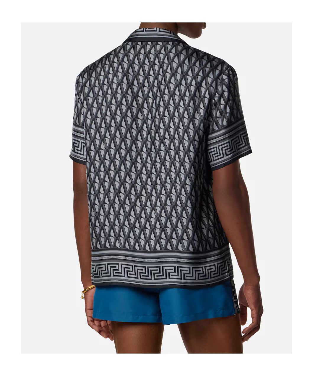 Versace Pattern-printed Short-sleeved Shirt In Multi
