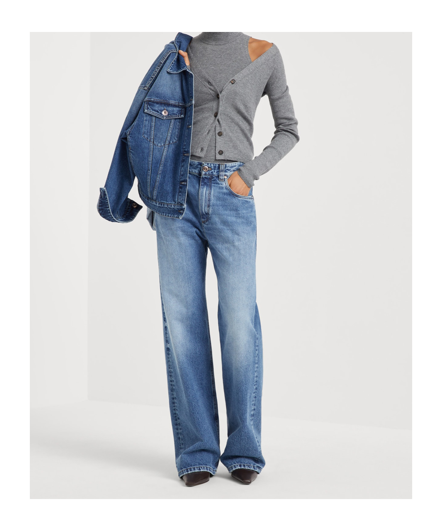 Brunello Cucinelli Sleeveless High Neckline Ribbed Top In Gray
