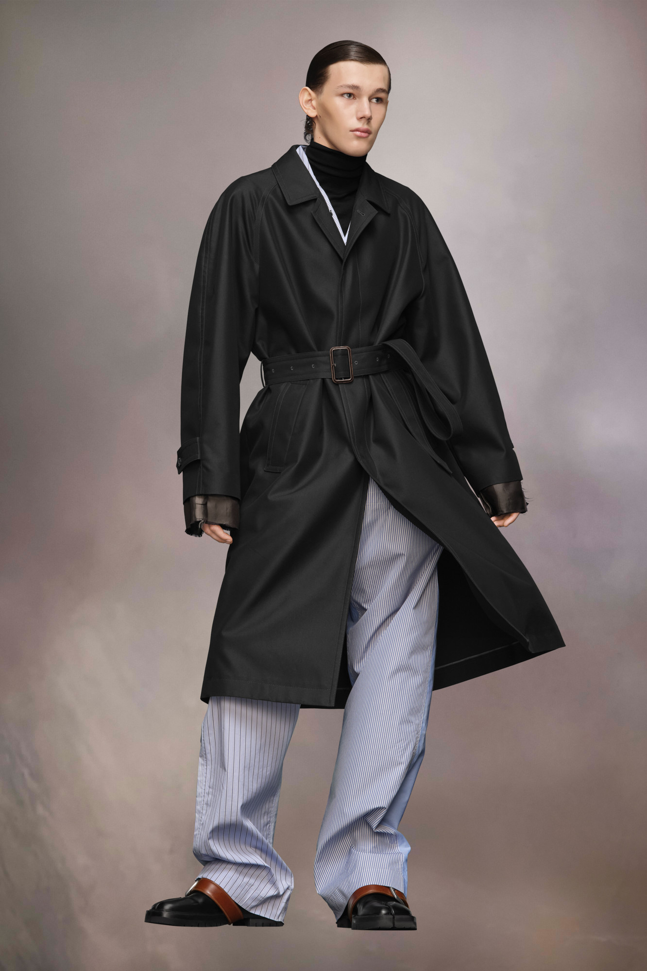 Maison Margiela Iridescent Belted Trench Coat In Black