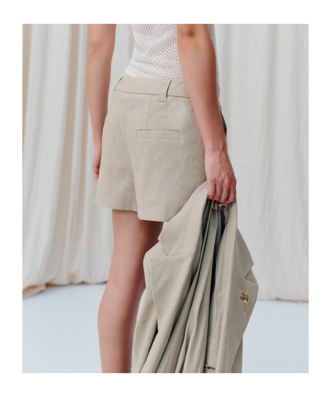 Marella Belt Loops Shorts In Sand-colored