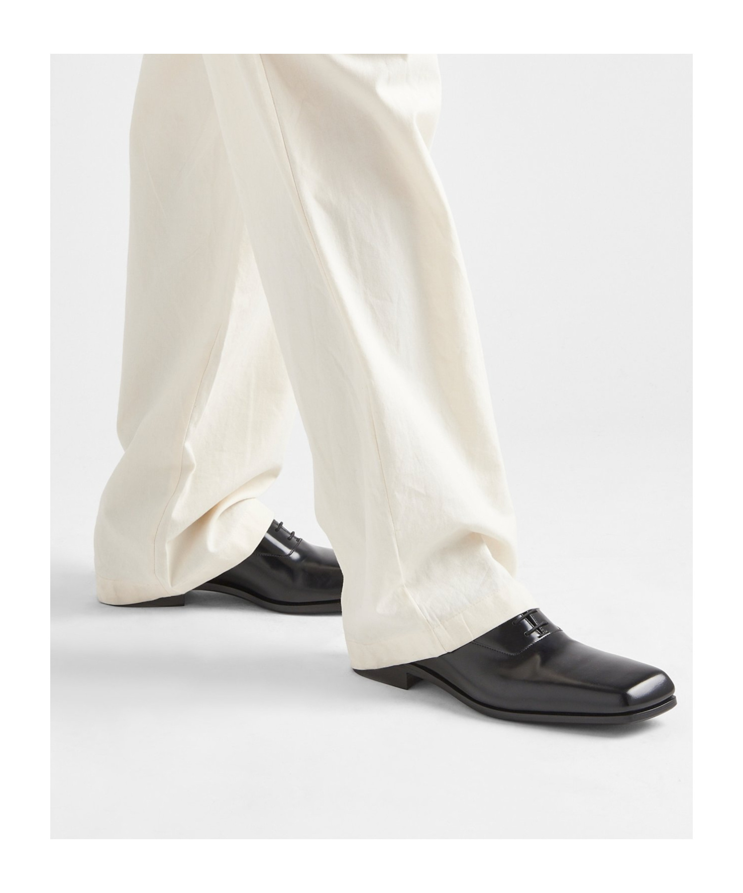 Prada Lacing Business Dress Shoes In Black