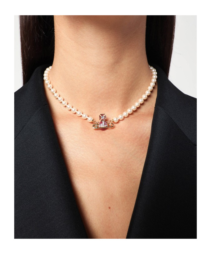 Vivienne Westwood Kitty Pearl Necklace In Yellow