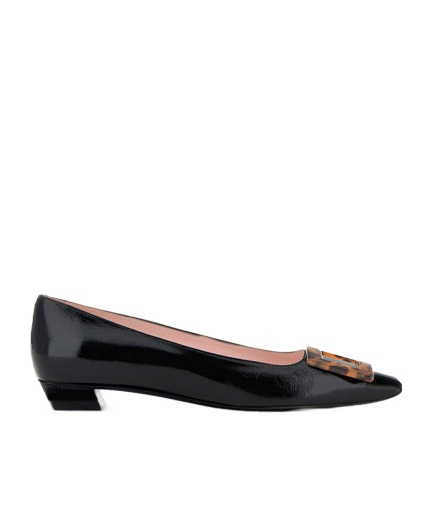 Shop Roger Vivier Belle Vivier Ballerinas In Patent Leather In Black