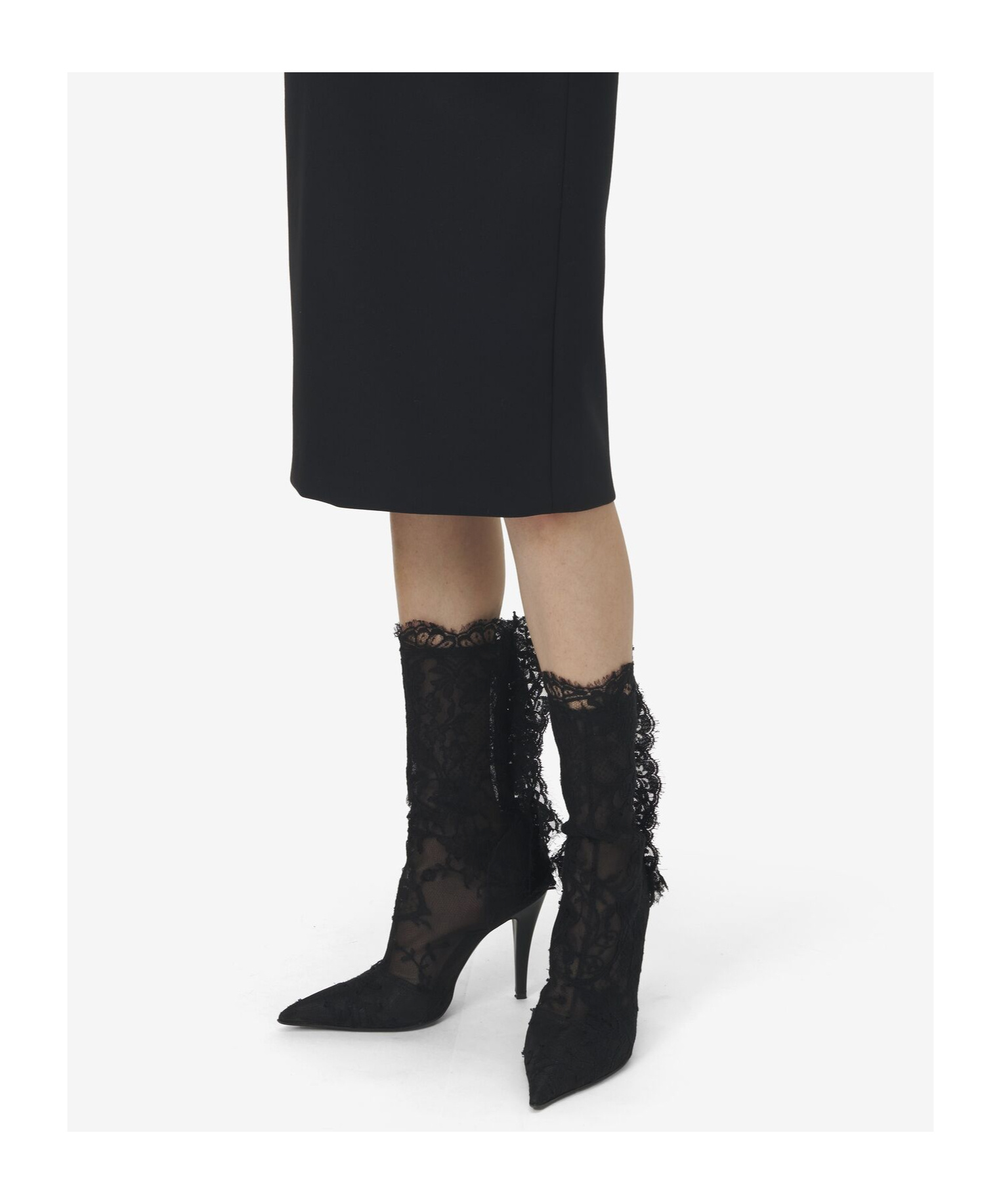 Alexander Mcqueen Lace Overlay Pointed Toe Stiletto Boots In Black