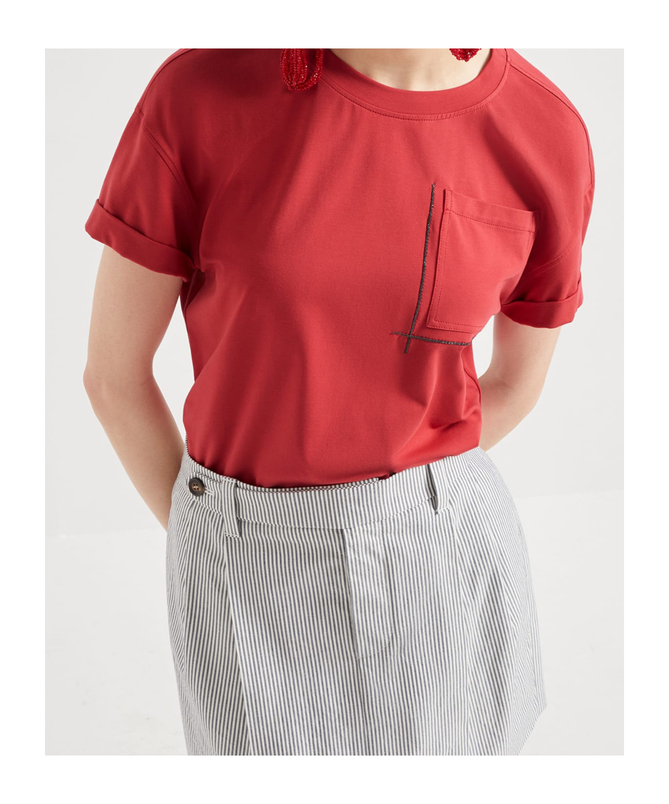 Brunello Cucinelli T-shirt Whit Embellishments In Red