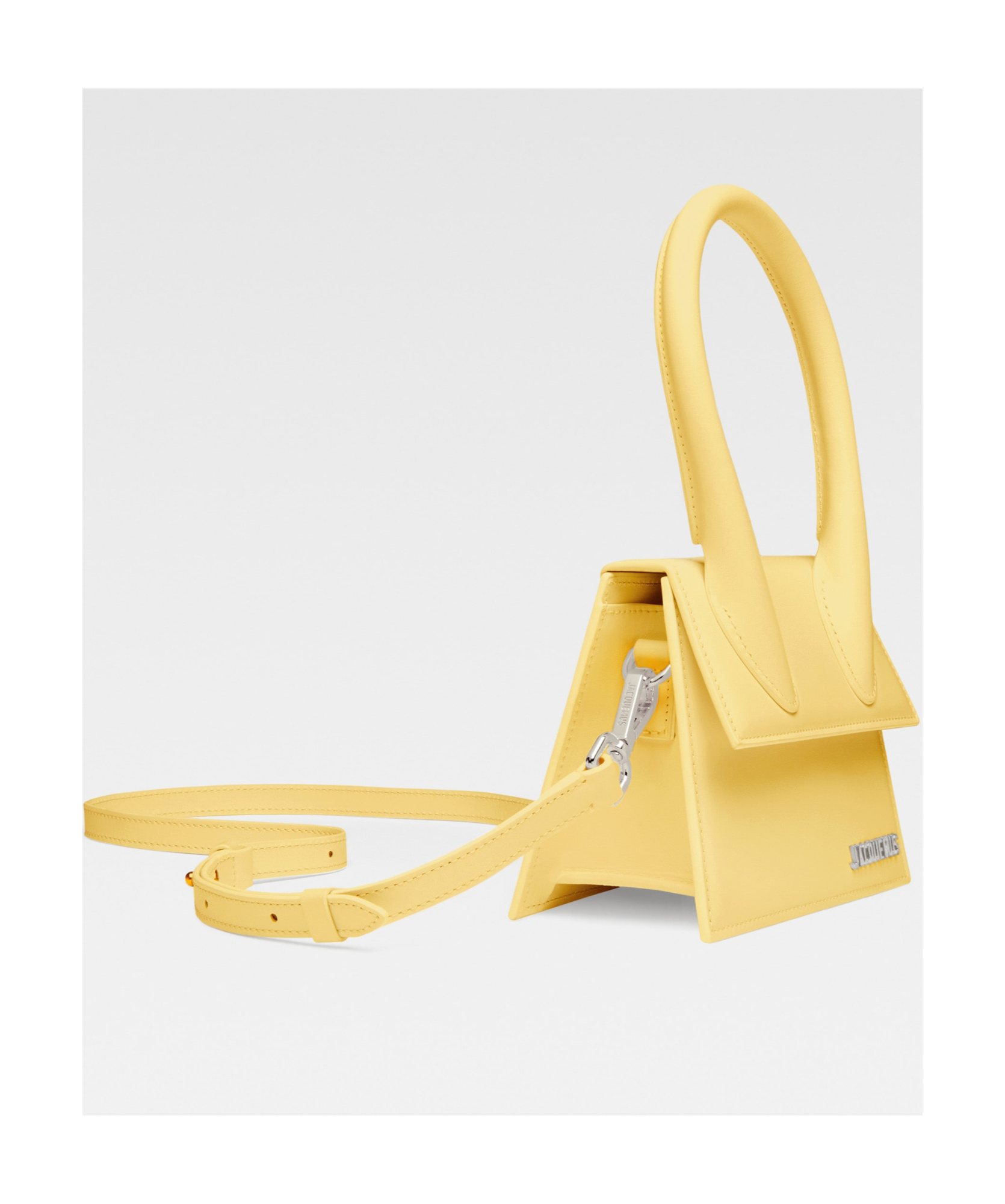 Jacquemus The Medium Chiquito In Light Yellow