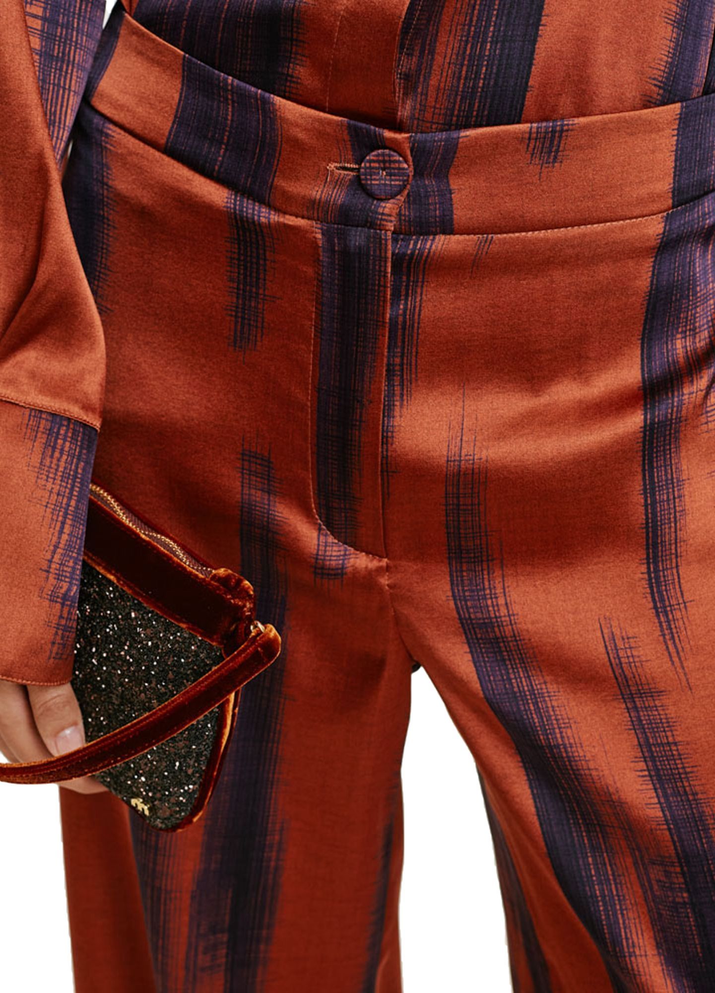 Momoní Misaki Pants In Printed Stretch Satin In Rust/ink Color