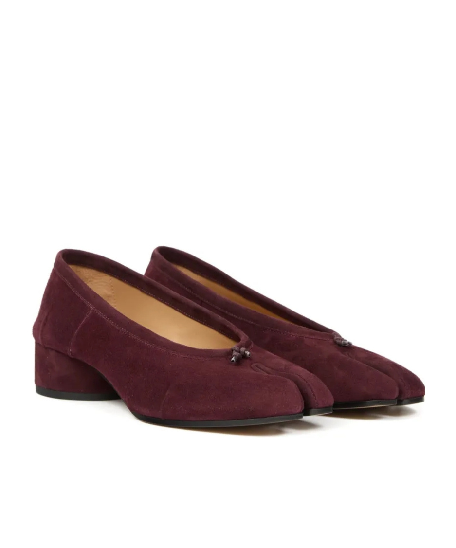 Maison Margiela Tabi Block-heel Suede Pumps In Red