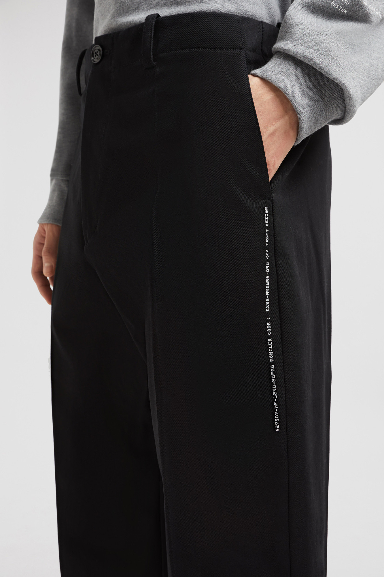 Moncler X Frgmt Belt-loop Casual Pants In Black